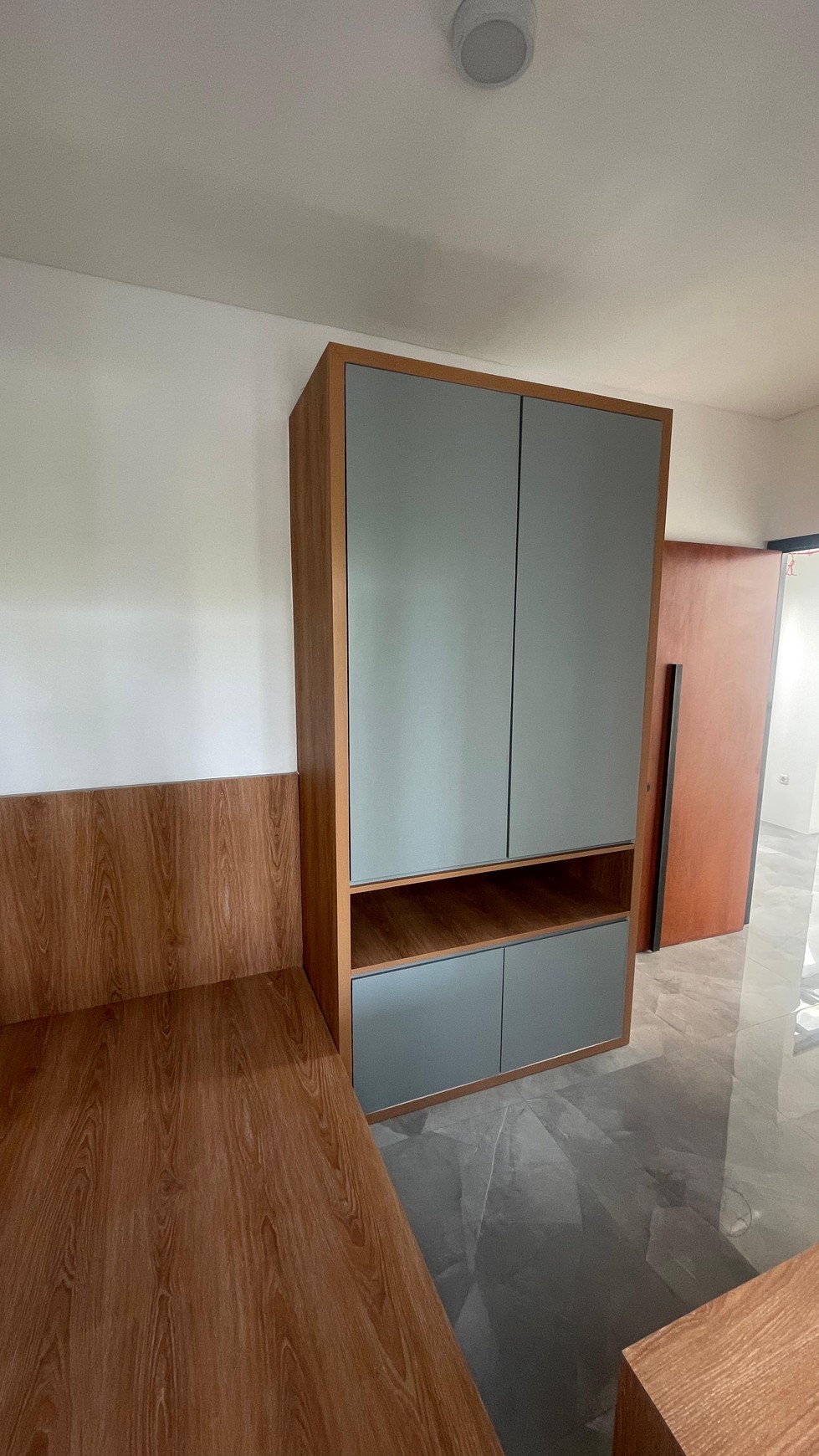 Rumah di Cluster Bintaro Jaya, Modern Minimalis di Sektor 9