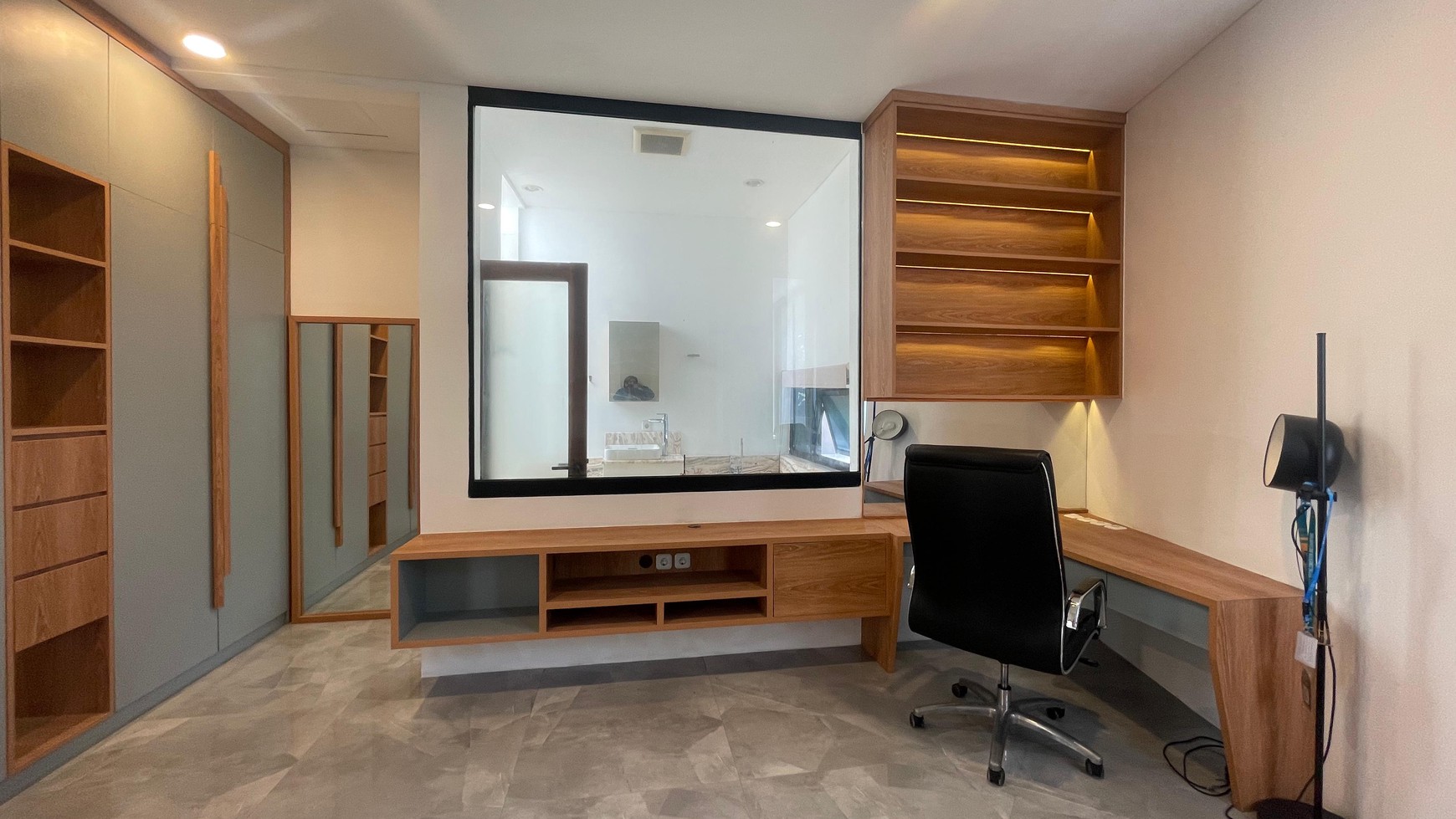 Rumah di Cluster Bintaro Jaya, Modern Minimalis di Sektor 9