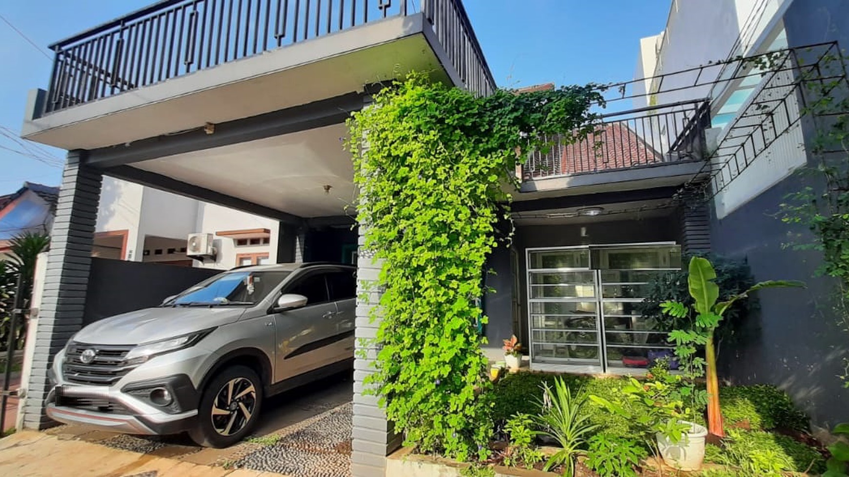 Rumah bagus, Asri siap huni di Jombang.