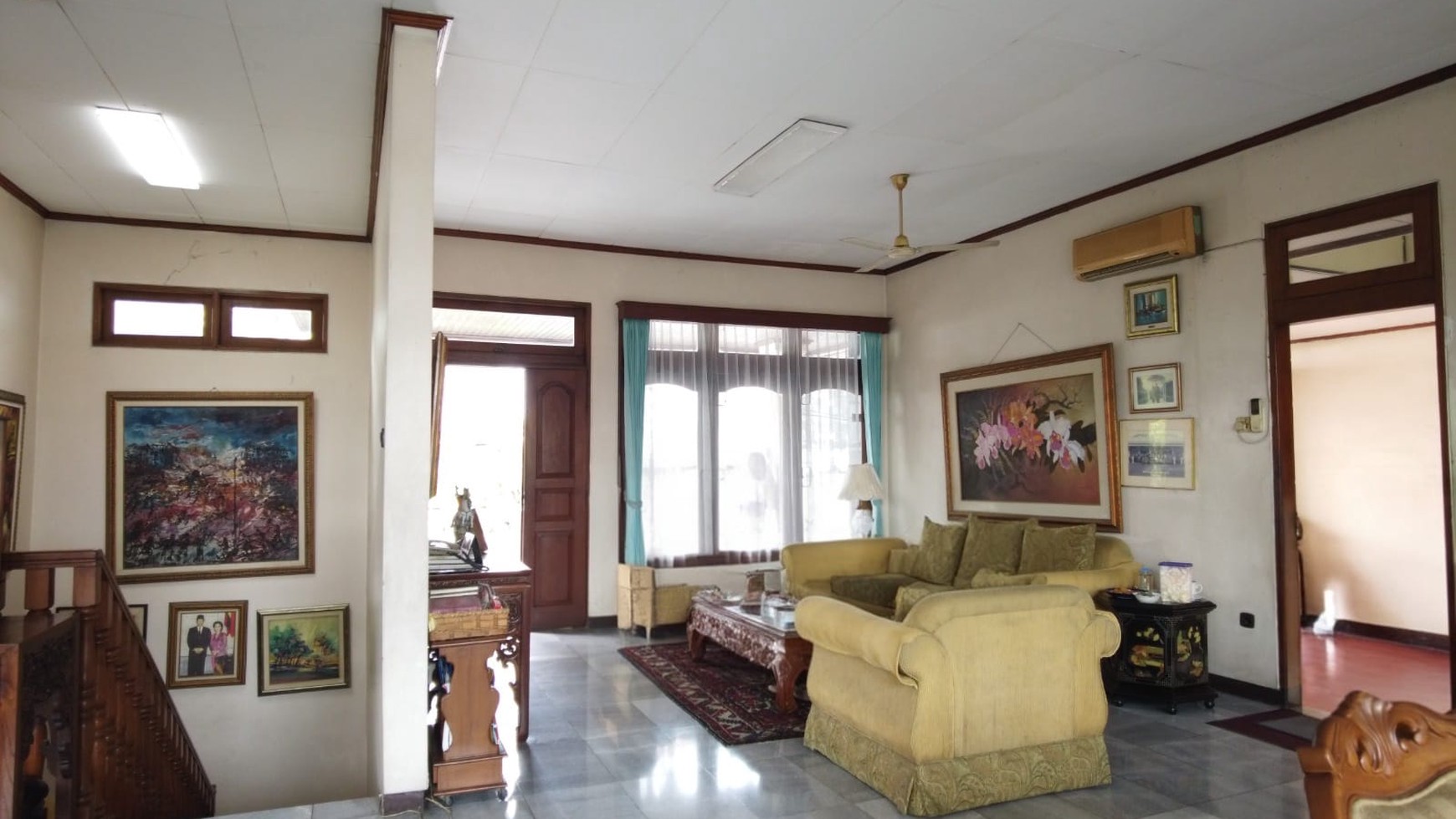 Dijual Rumah Mewah 2 lantai di Cipete, Lokasi strategis, dekat ke Antasari , Kemang, dan Pondok Indah, Cocok untuk usaha kost-kostan!