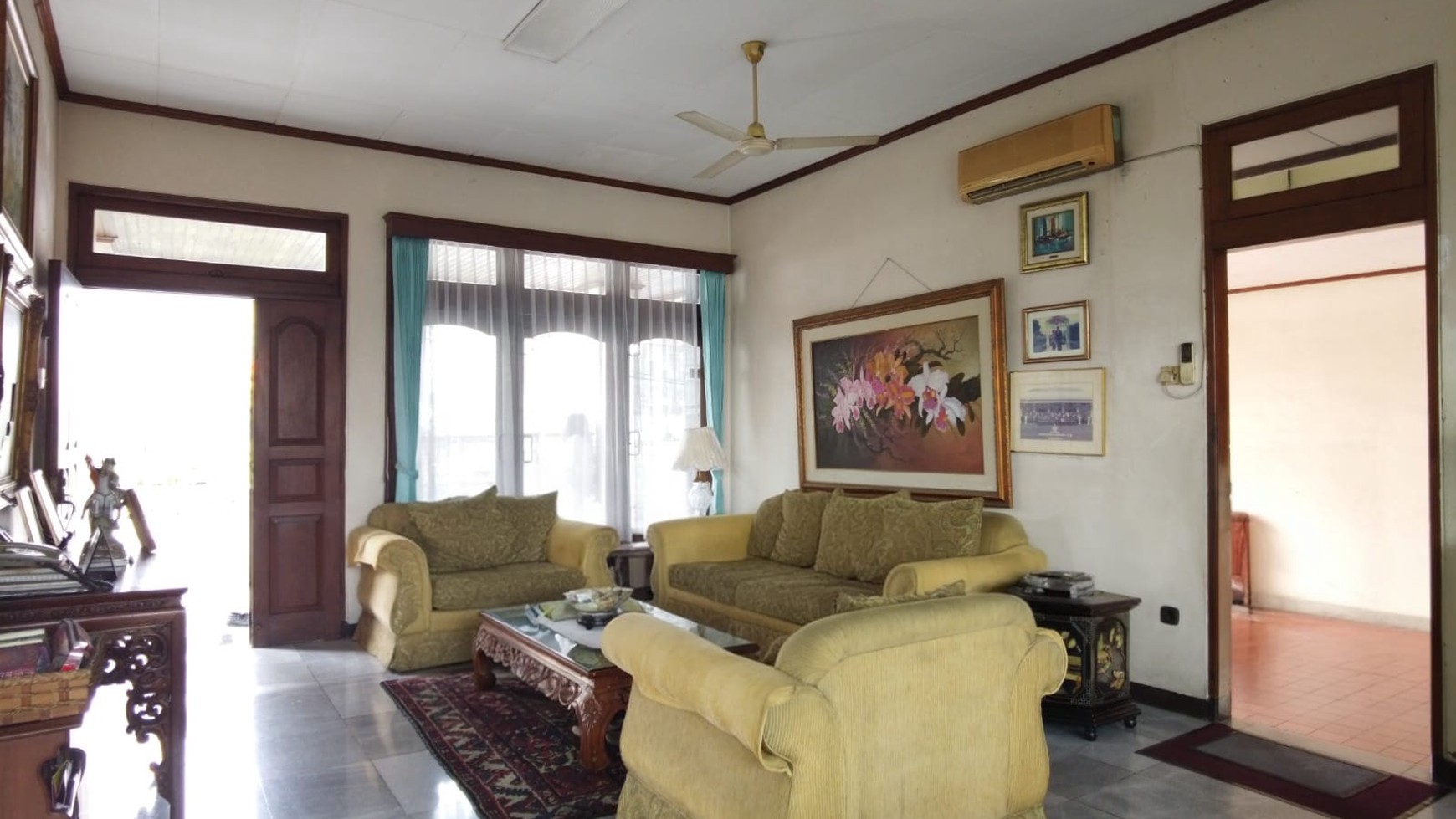 Dijual Rumah Mewah 2 lantai di Cipete, Lokasi strategis, dekat ke Antasari , Kemang, dan Pondok Indah, Cocok untuk usaha kost-kostan!