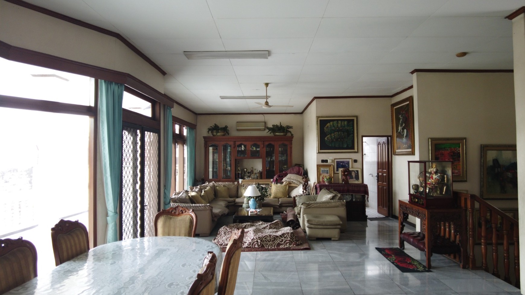 Dijual Rumah Mewah 2 lantai di Cipete, Lokasi strategis, dekat ke Antasari , Kemang, dan Pondok Indah, Cocok untuk usaha kost-kostan!