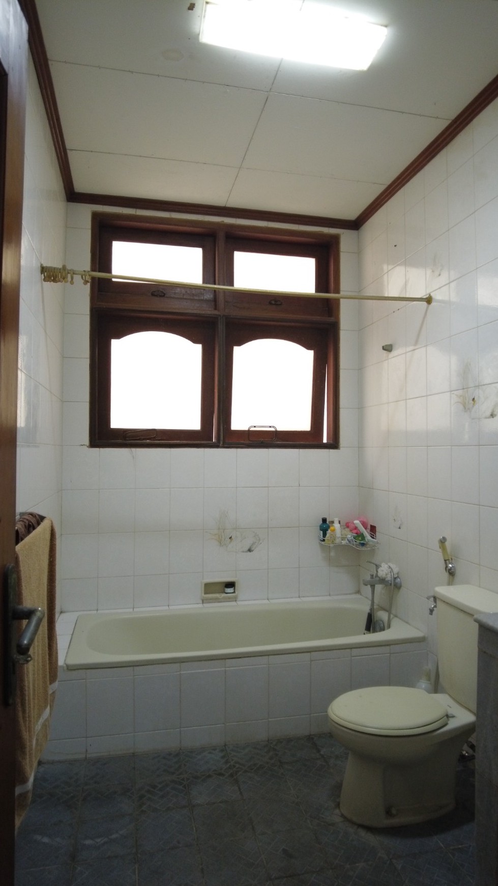 Dijual Rumah Mewah 2 lantai di Cipete, Lokasi strategis, dekat ke Antasari , Kemang, dan Pondok Indah, Cocok untuk usaha kost-kostan!