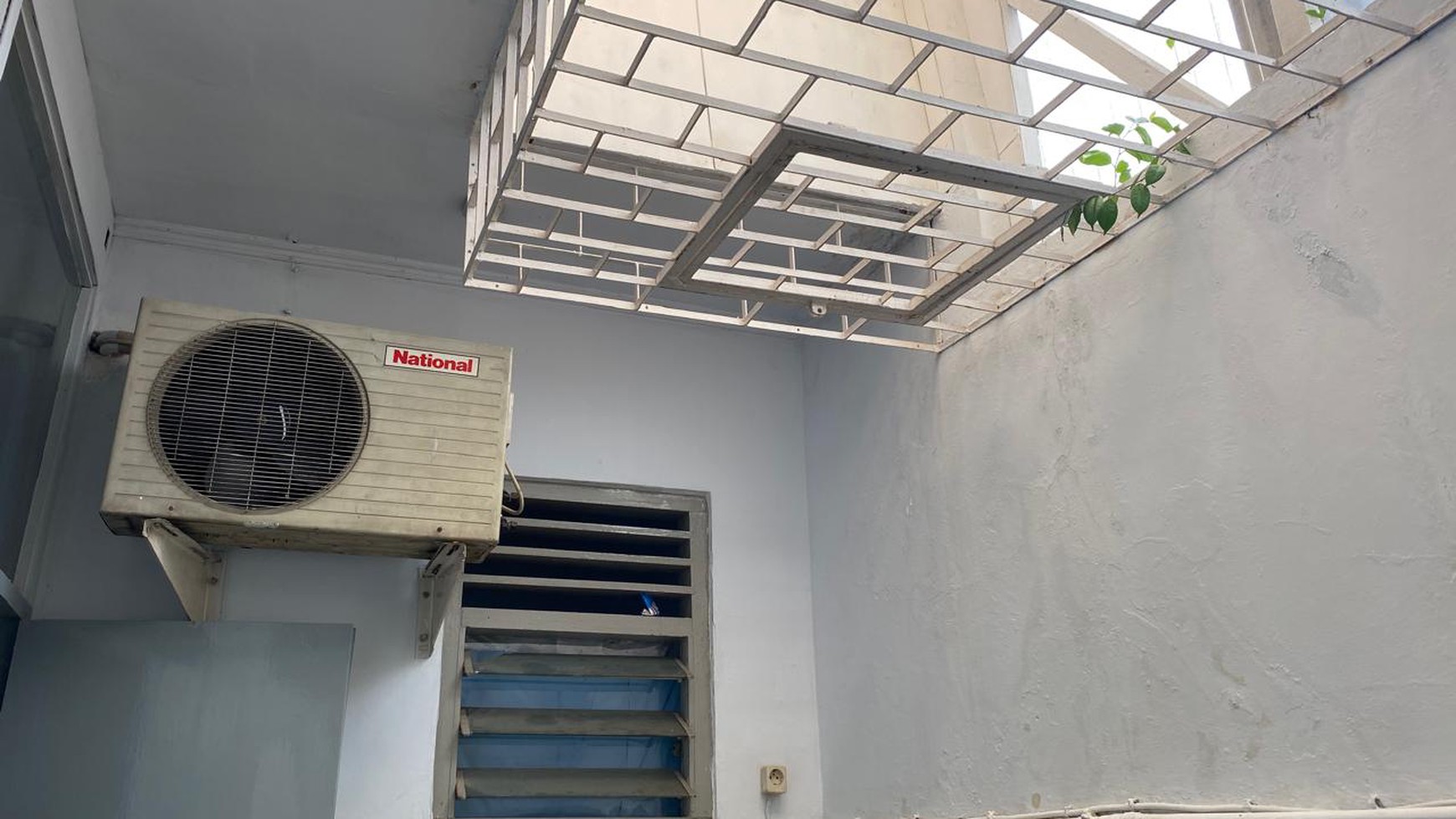 Rumah disewakan di Tebet Barat Dalam