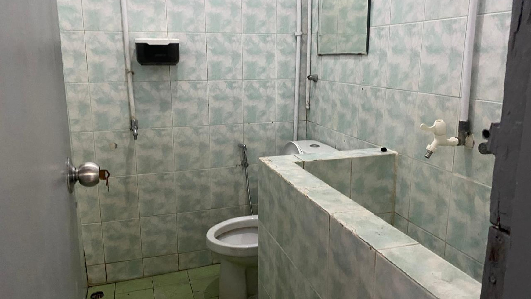 Rumah disewakan di Tebet Barat Dalam