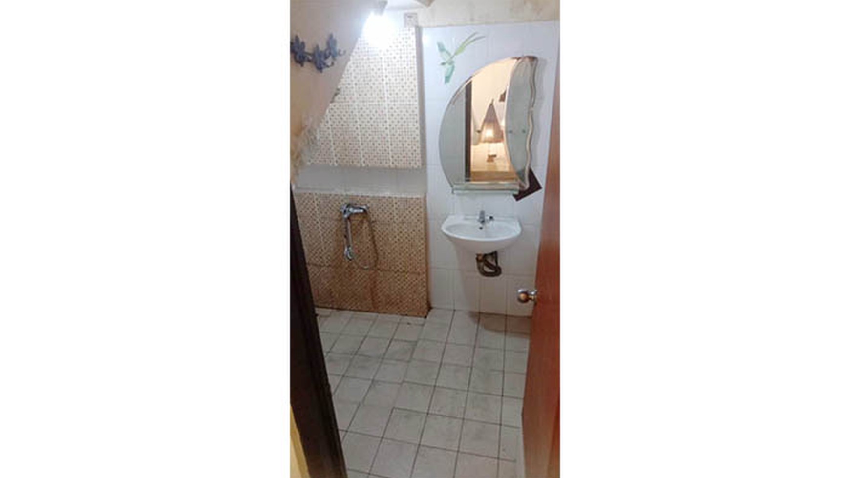 Rumah Greenwood Pamulang 8 Residence