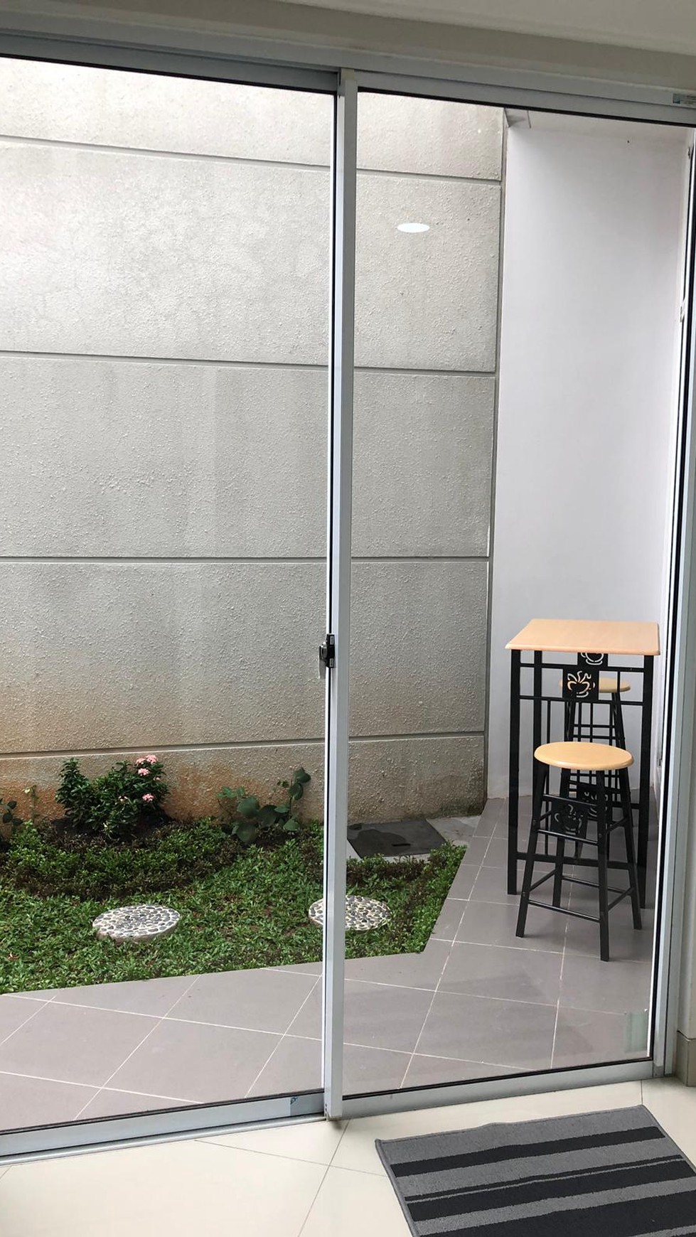 Rumah di Kebayoran Piazza Bintaro Jaya, siap huni dan murah