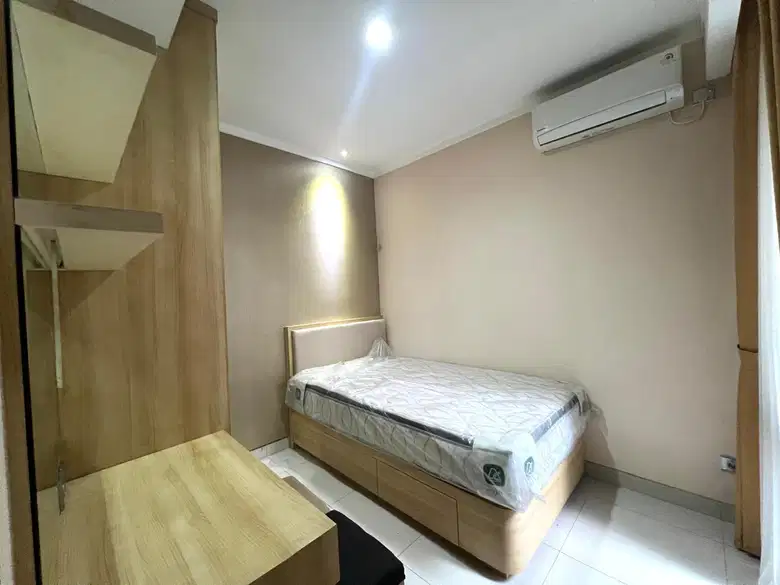 Rumah sdh renov di Kebayoran Harmony Bintaro dan Furnished