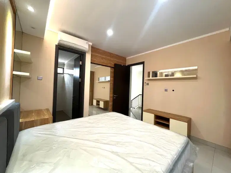 Rumah sdh renov di Kebayoran Harmony Bintaro dan Furnished