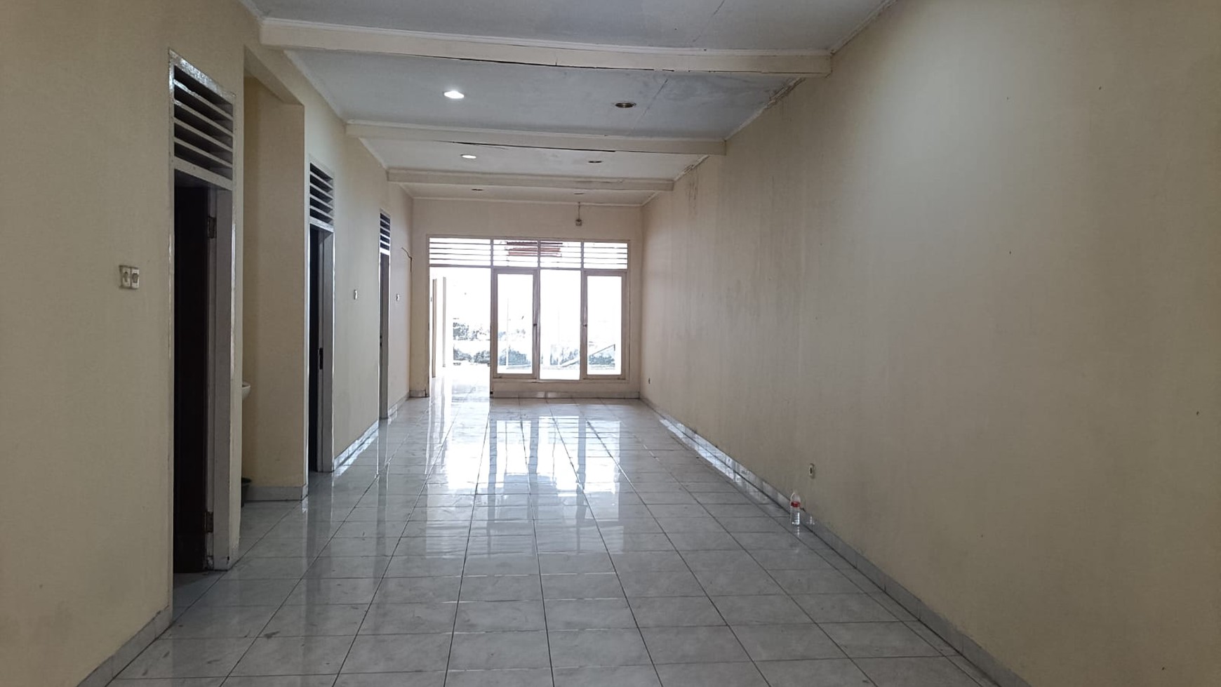 Rumah disewakan di Bidara Cina Otista