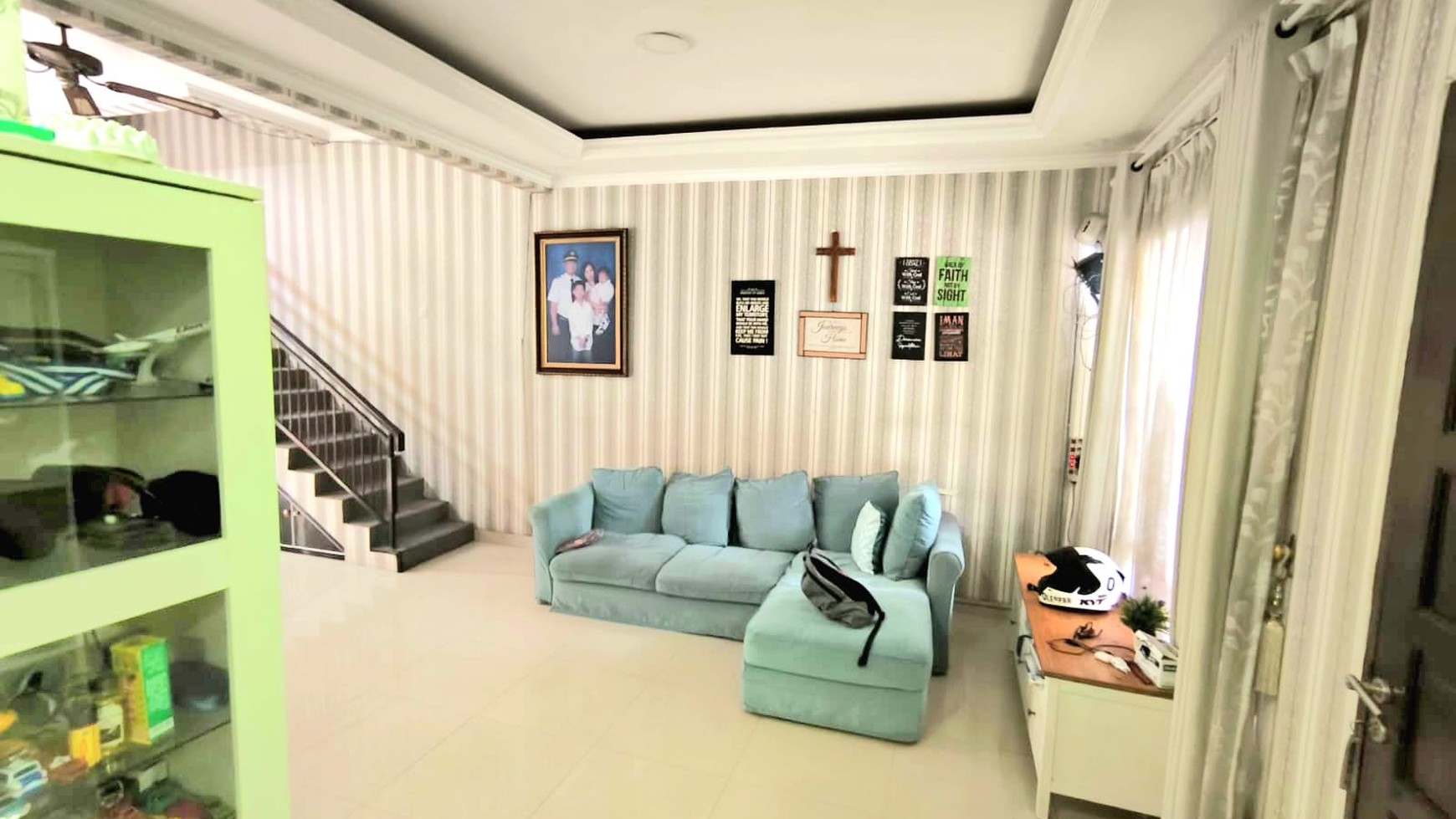 Rumah Cantik,  Rapi Siap Huni di Kota Wisata Cibubur 