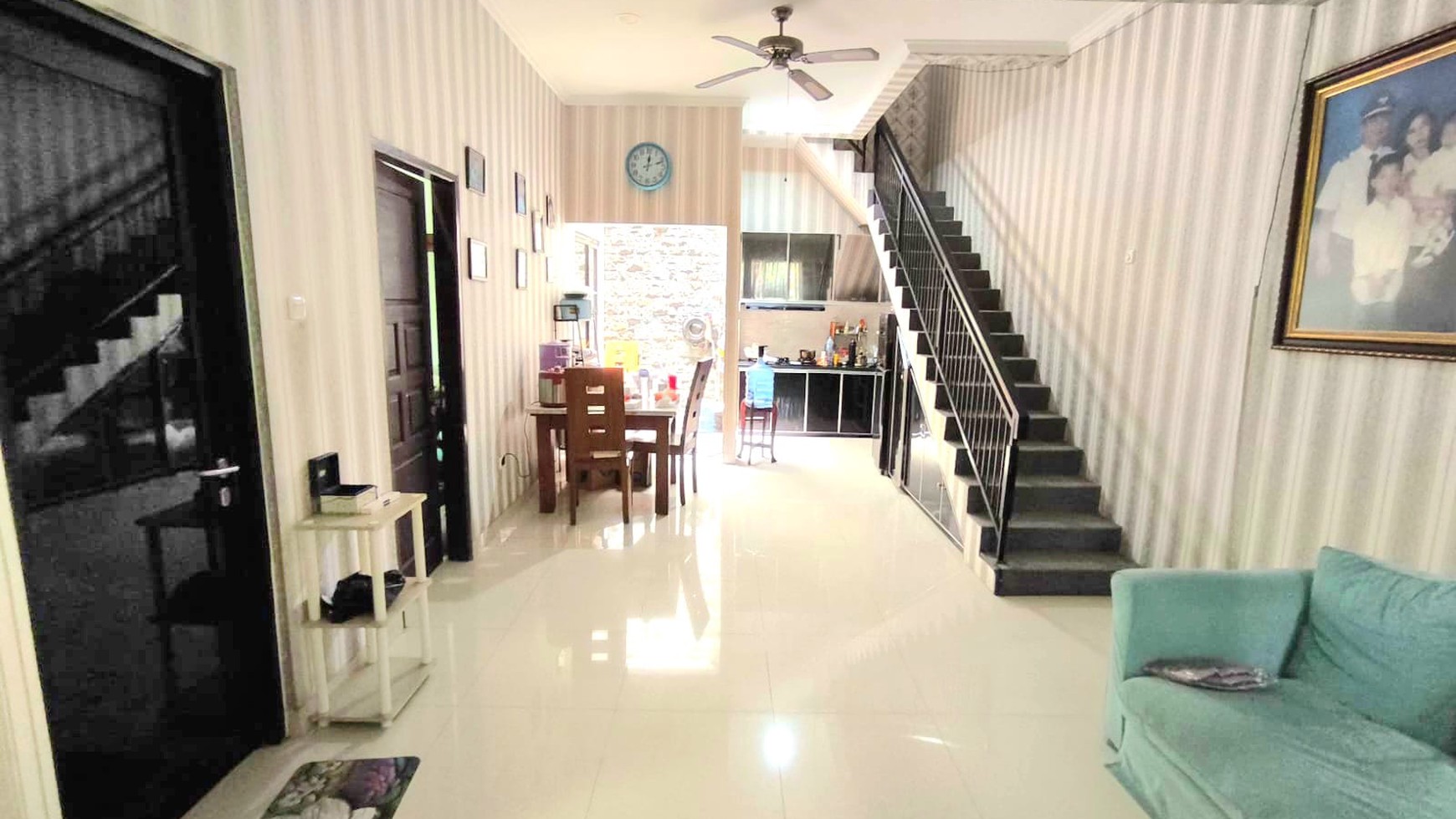 Rumah Cantik,  Rapi Siap Huni di Kota Wisata Cibubur 