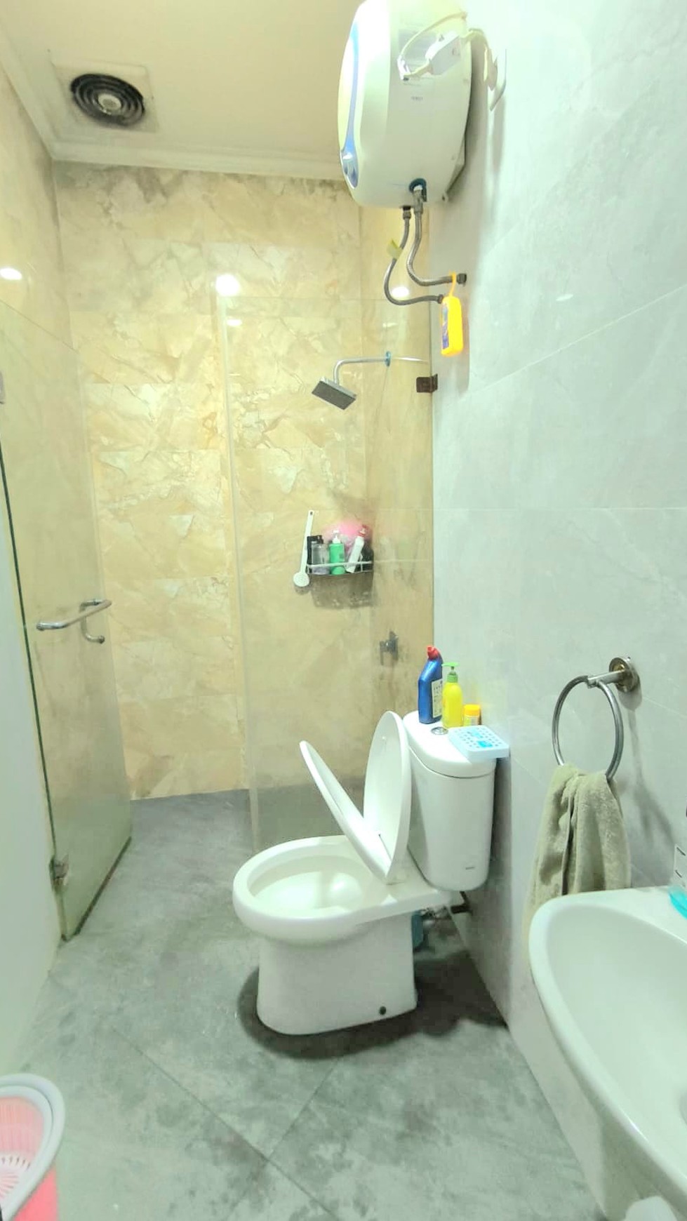 Rumah Cantik,  Rapi Siap Huni di Kota Wisata Cibubur 