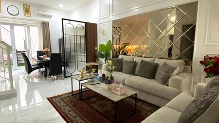 Rumah Bonus Furnished di Kencana Loka BSD City, dekat ke Exit Tol BSD