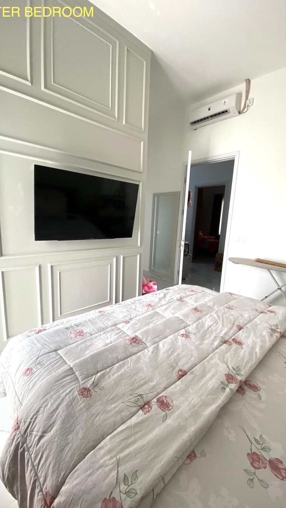 Rumah Bonus Furnished di Kencana Loka BSD City, dekat ke Exit Tol BSD