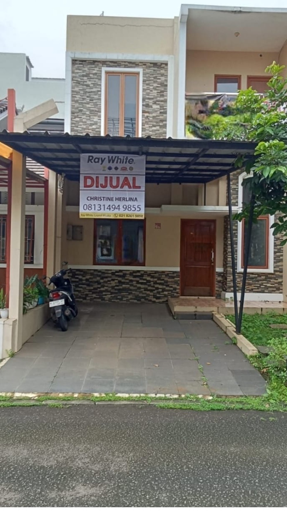 Rumah di Grand Wisata Modern, Nyaman/asri, dan bebas banjir dalam Cluster Garden Terrace.
