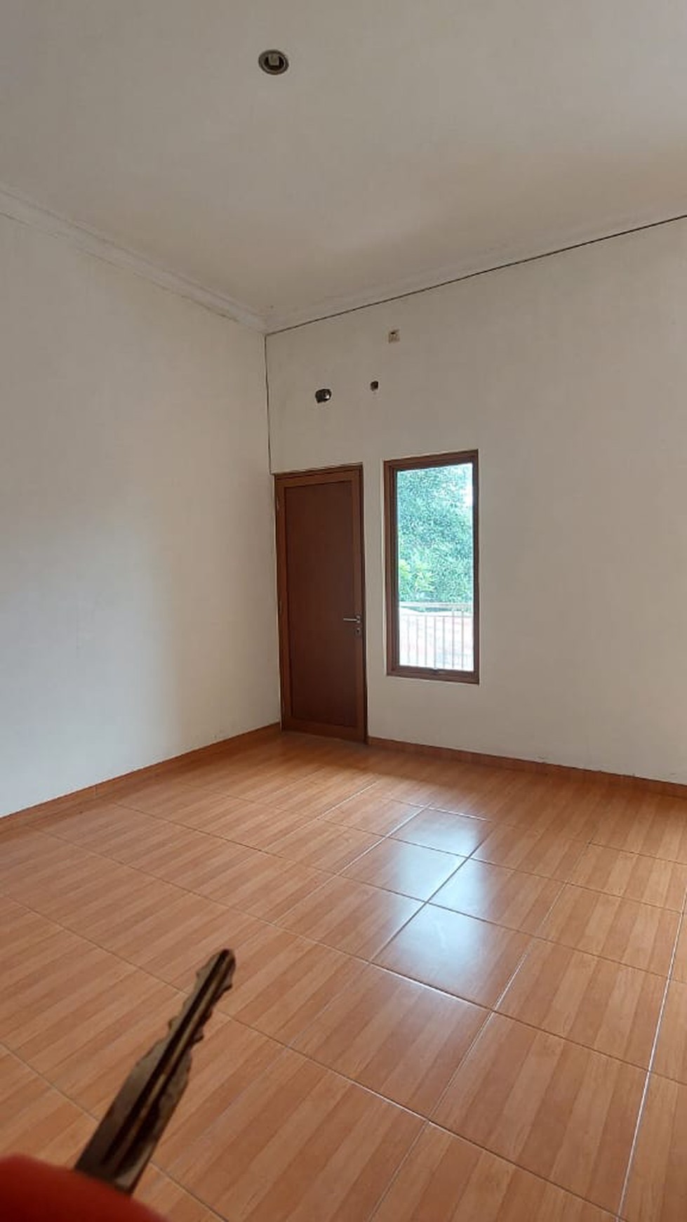 Rumah di Grand Wisata Modern, Nyaman/asri, dan bebas banjir dalam Cluster Garden Terrace.