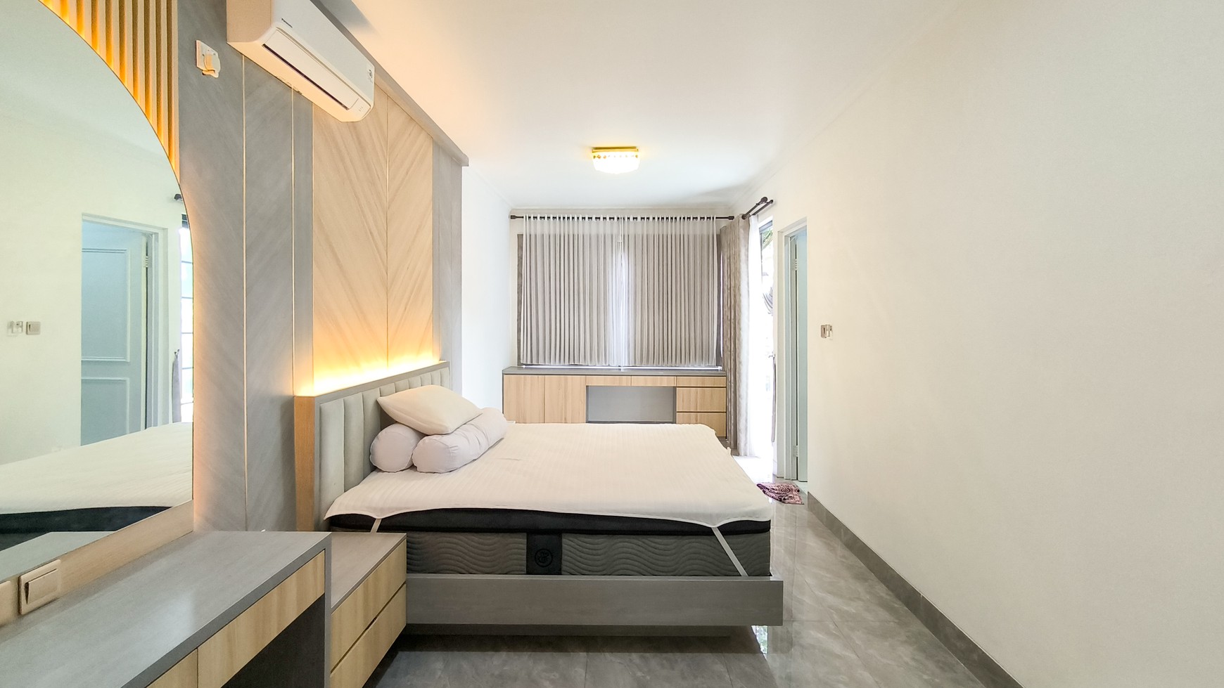 Rumah Bagus Siap Huni Asri di Kebayoran Village, Bintaro Jaya Sektor 7