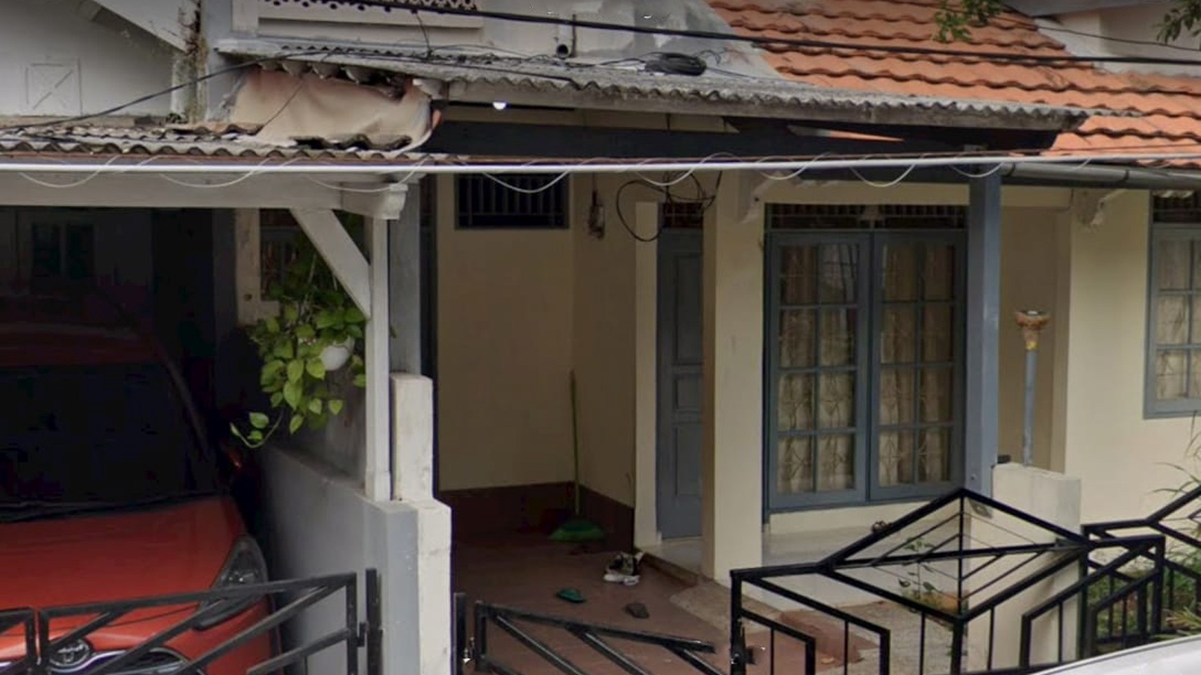 Rumah Siap Huni dan Asri di Jl. Pisok, Bintaro Jaya, Tangerang Selatan