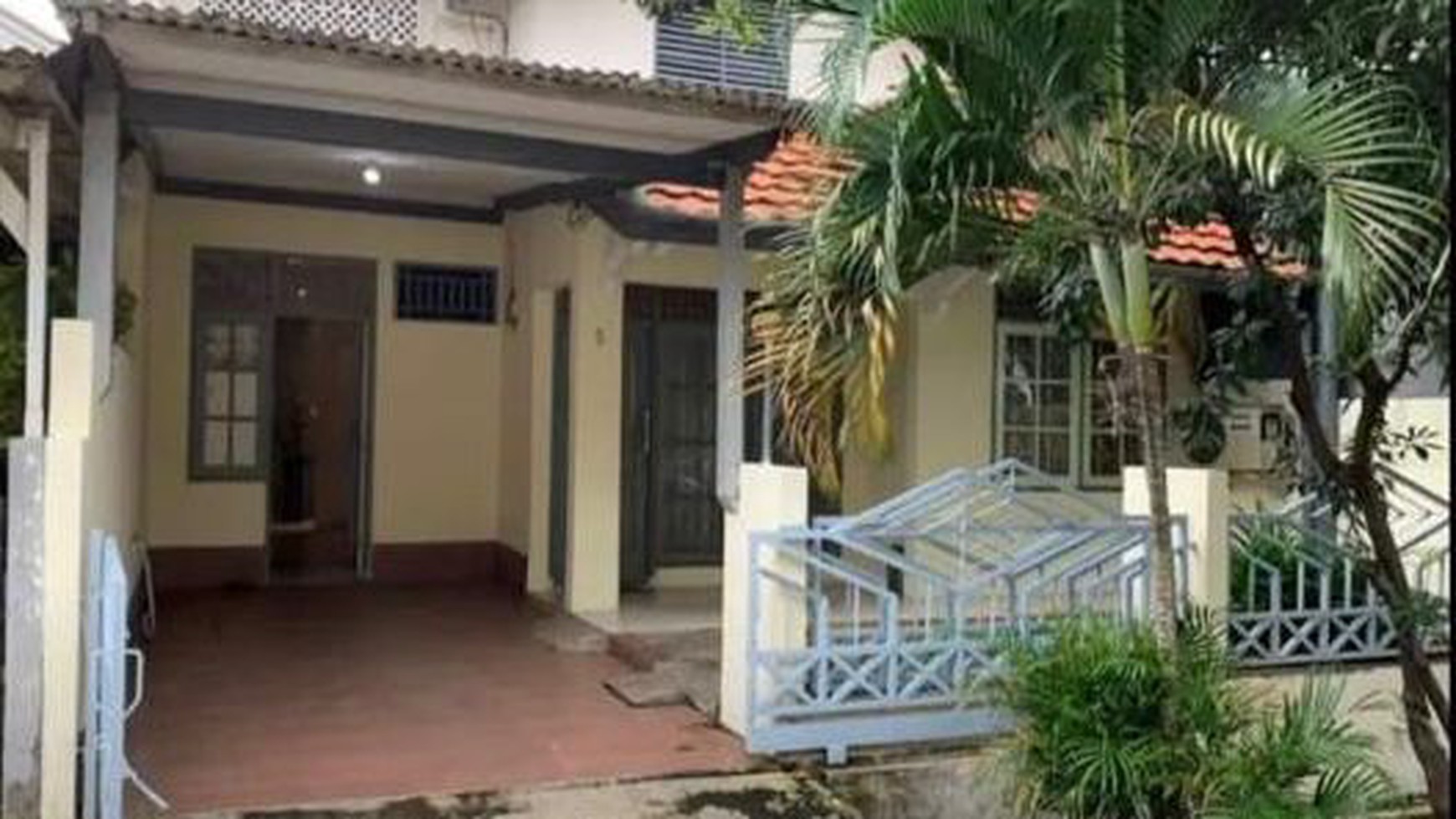 Rumah Siap Huni dan Asri di Jl. Pisok, Bintaro Jaya, Tangerang Selatan