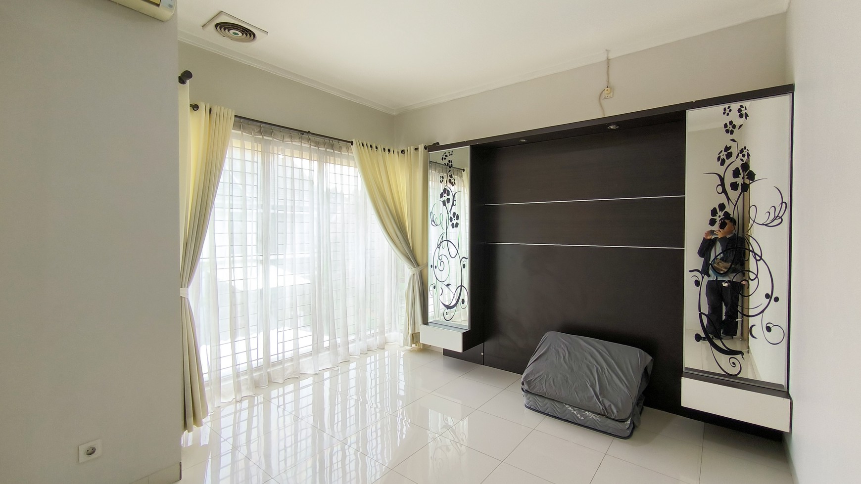 Rumah Bagus Siap Huni dan Asri di Discovery Cielo, Bintaro Jaya Sektor 9