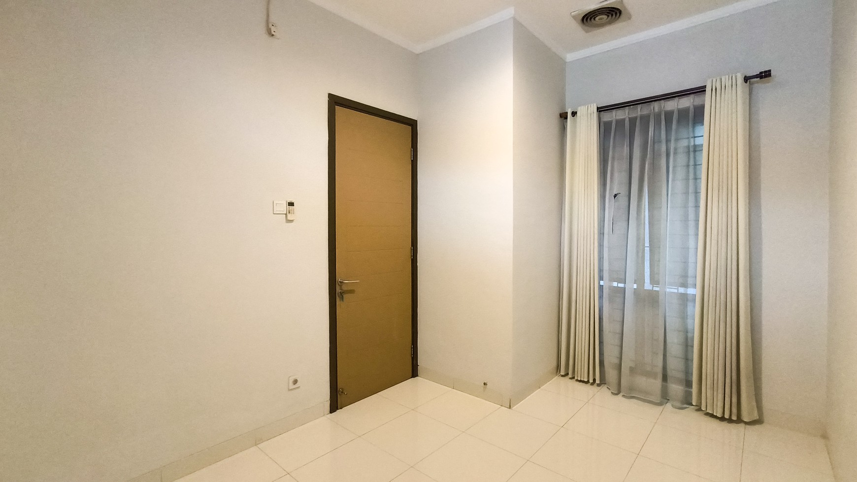 Rumah Bagus Siap Huni dan Asri di Discovery Cielo, Bintaro Jaya Sektor 9