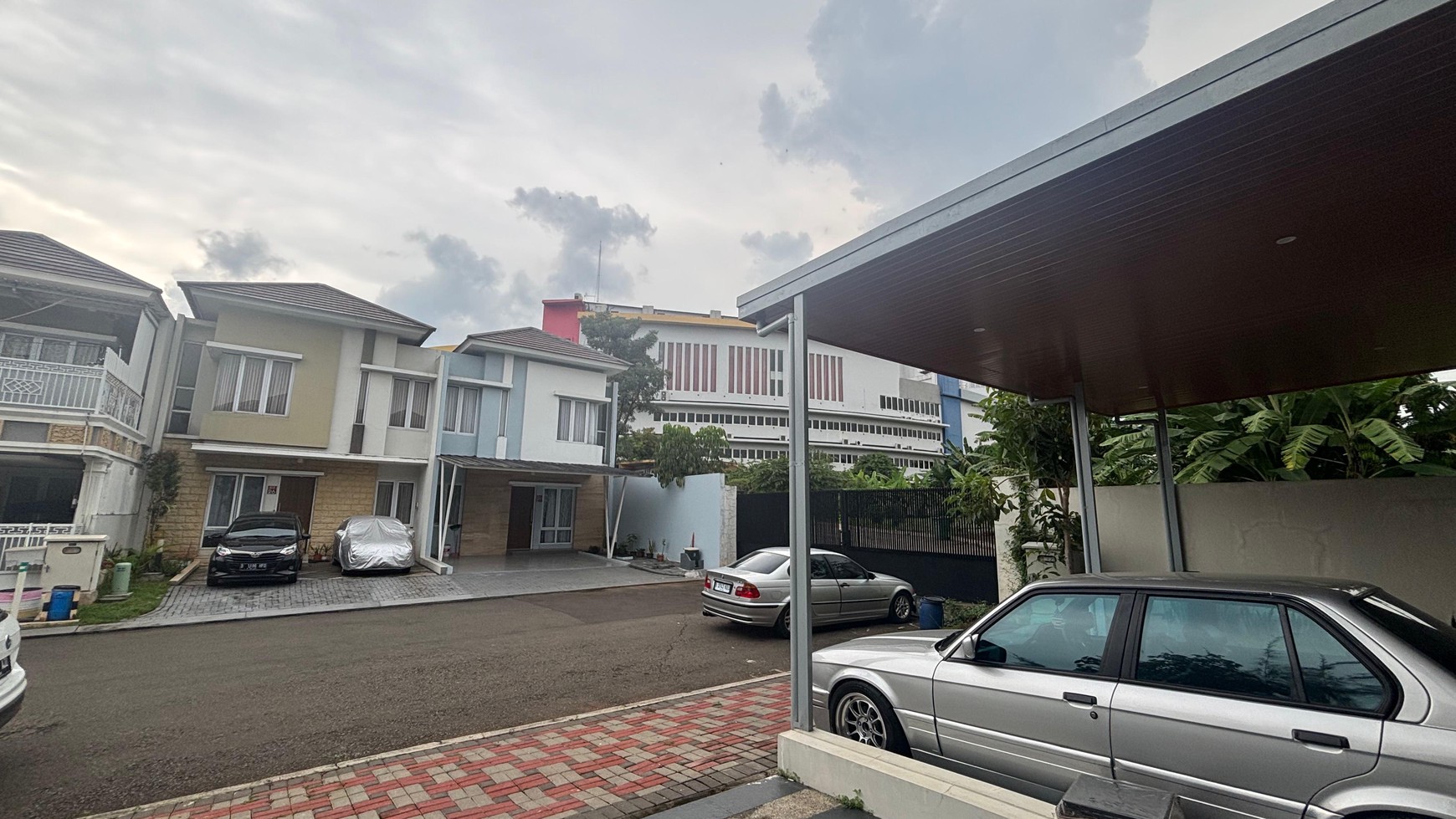 Rumah Miami Unfurnished Brand New  di Kota Wisata Cibubur 