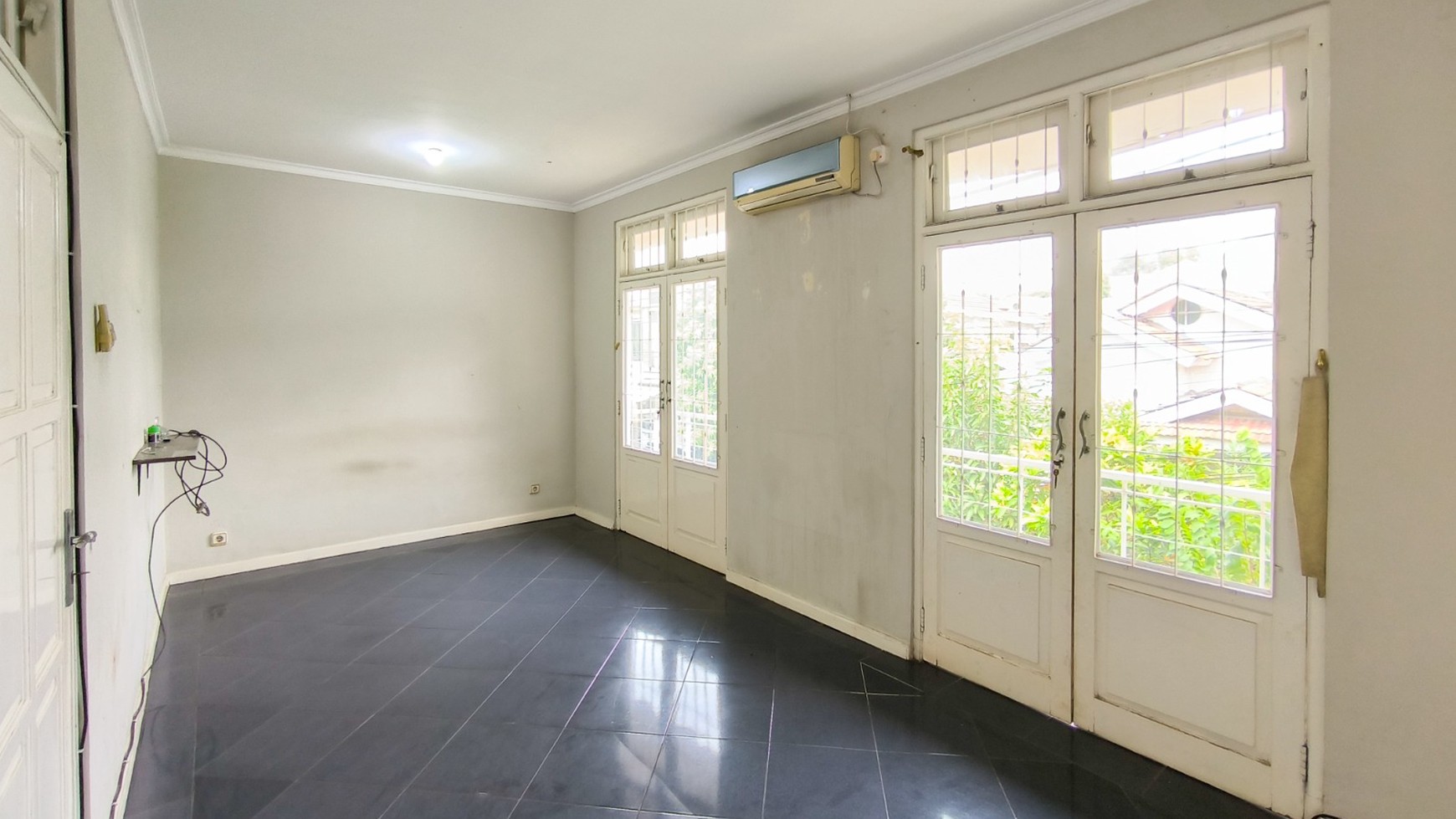 Rumah dalam cluster,nyaman di Bintaro Jaya 9