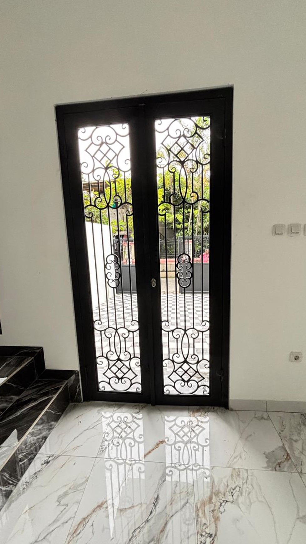 Rumah Bagus Di Ciledug Tangerang
