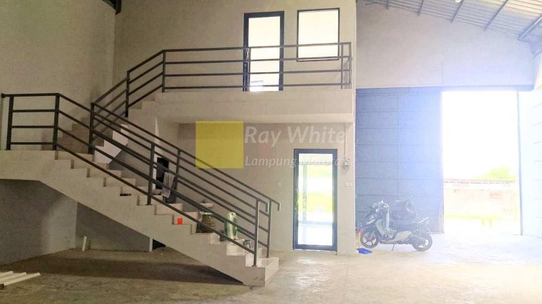 Disewakan Gudang Siap pakai rz