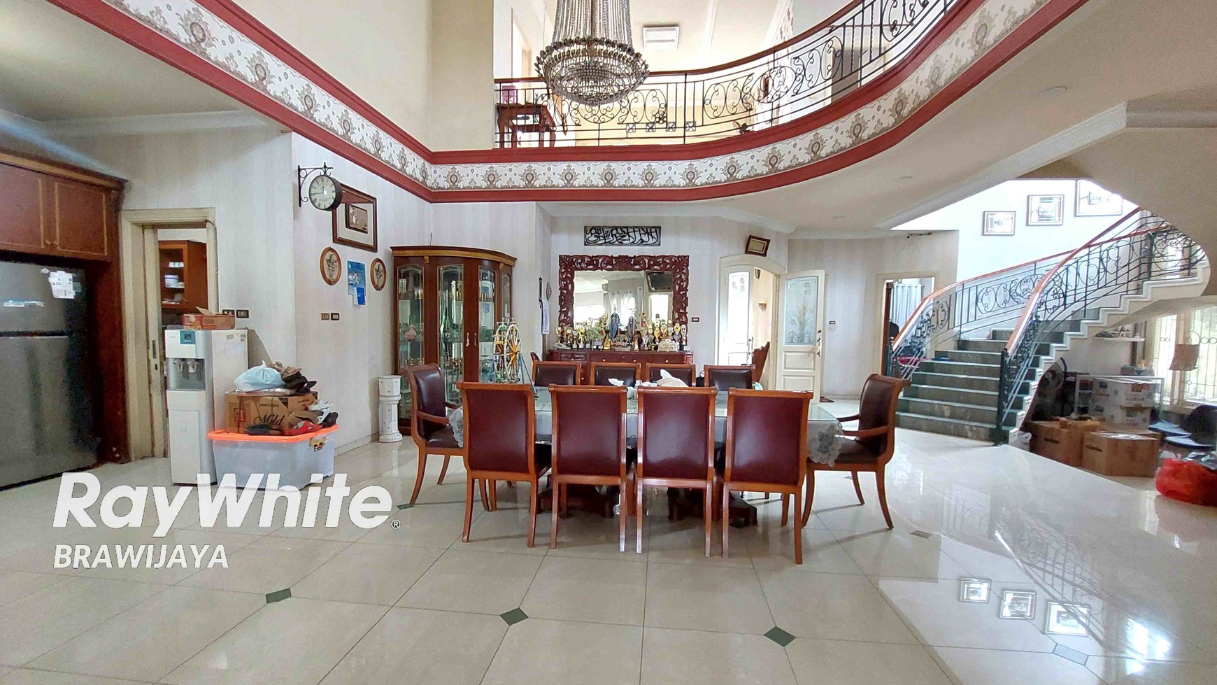 Rumah di Tebet Timur Raya, Layak Huni, Private Pool, 1 km ke tol dalam kota