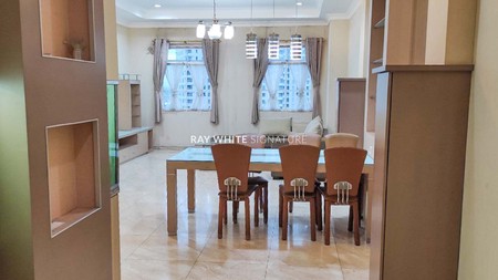 Dijual Apartemen Belleza yang Strategis dan Terawat di area Permata Hijau, Jakarta Selatan