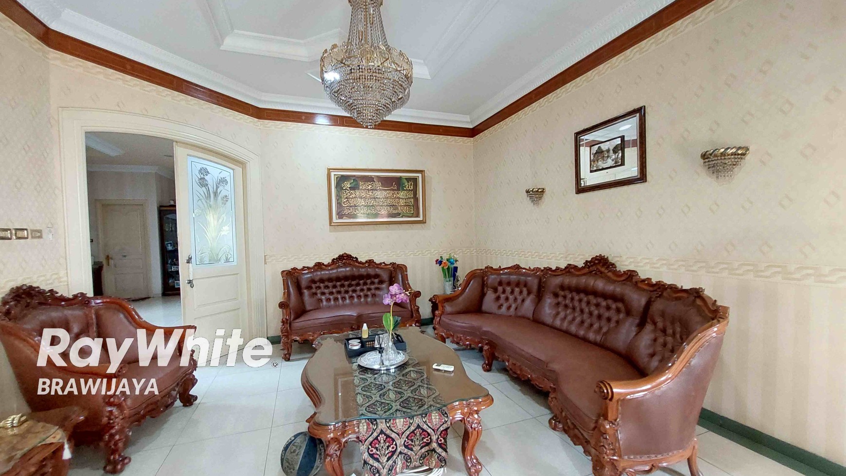 Rumah di Tebet Timur Raya, Layak Huni, Private Pool, 1 km ke tol dalam kota