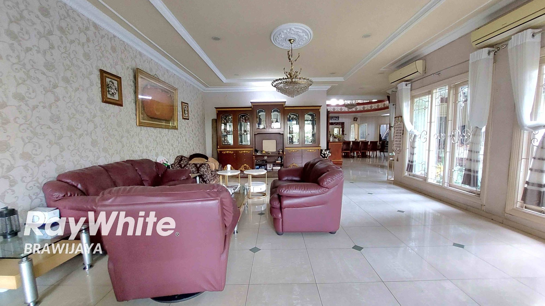 Rumah di Tebet Timur Raya, Layak Huni, Private Pool, 1 km ke tol dalam kota