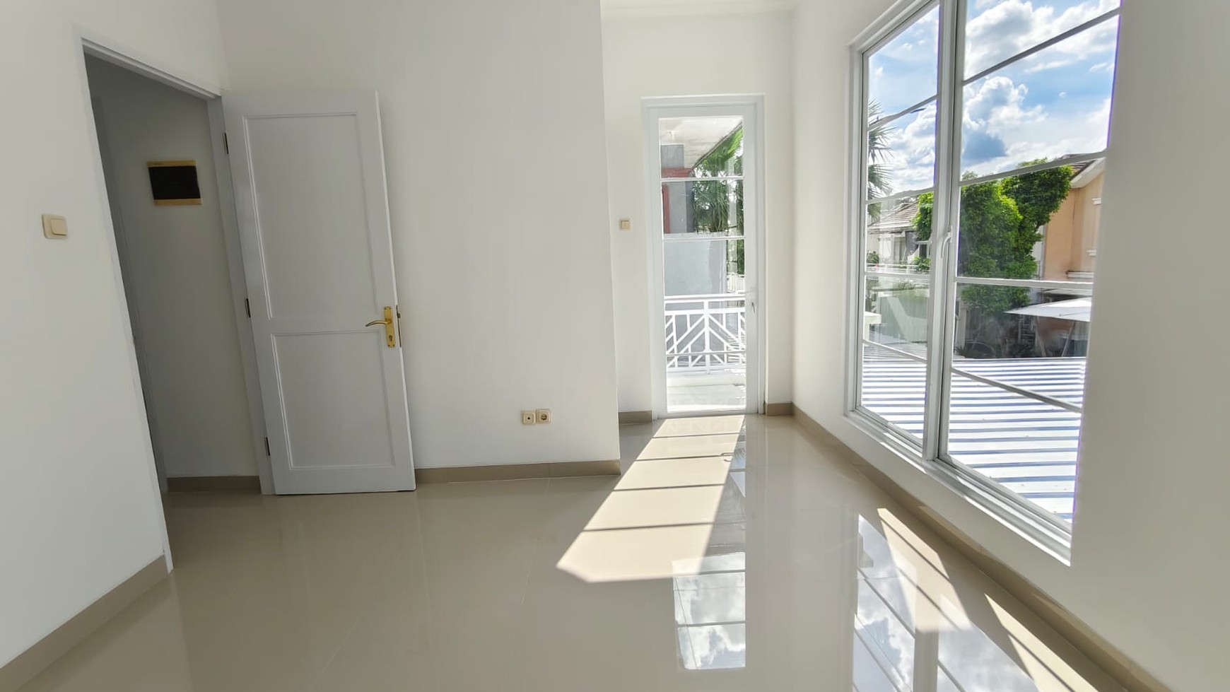 Rumah Minimalis Siap Huni Kota wisata Cibubur