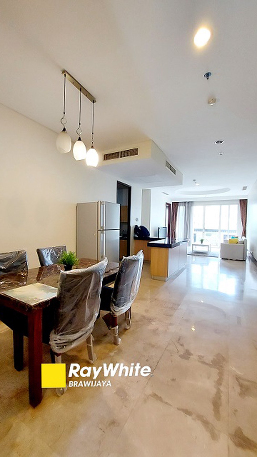 Apartemen Pearl Garden Resort (Low Rise Apartment) di Jl Gatot Subroto, Jaksel, Dekat SCBD