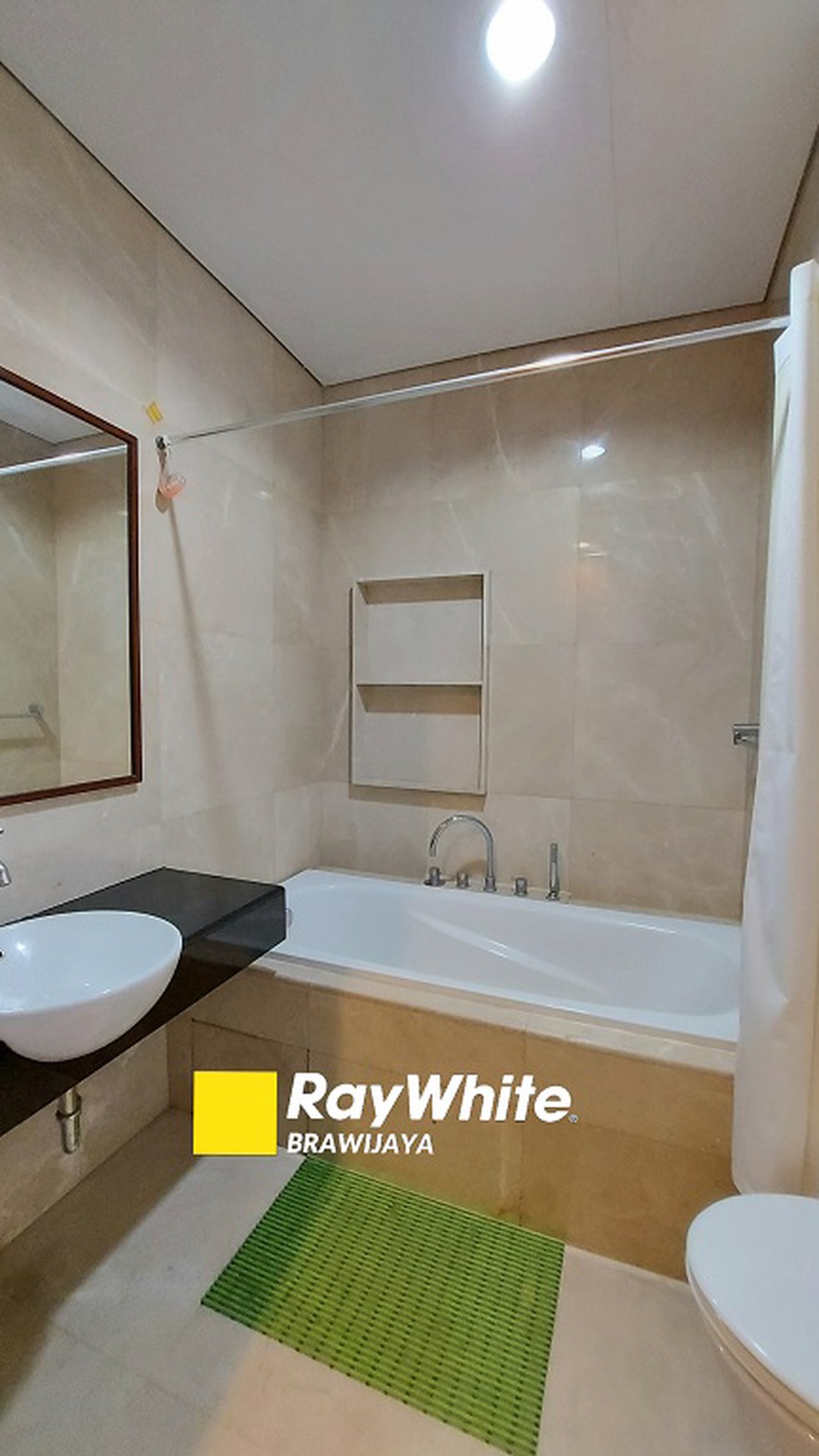 Apartemen Pearl Garden Resort (Low Rise Apartment) di Jl Gatot Subroto, Jaksel, Dekat SCBD