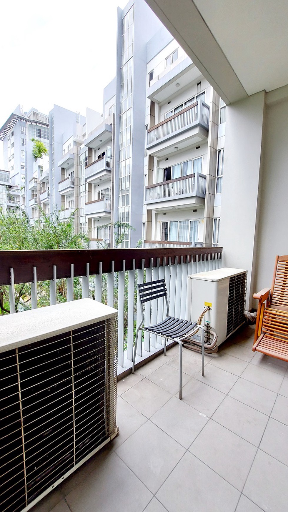 Apartemen Pearl Garden Resort (Low Rise Apartment) di Jl Gatot Subroto, Jaksel, Dekat SCBD