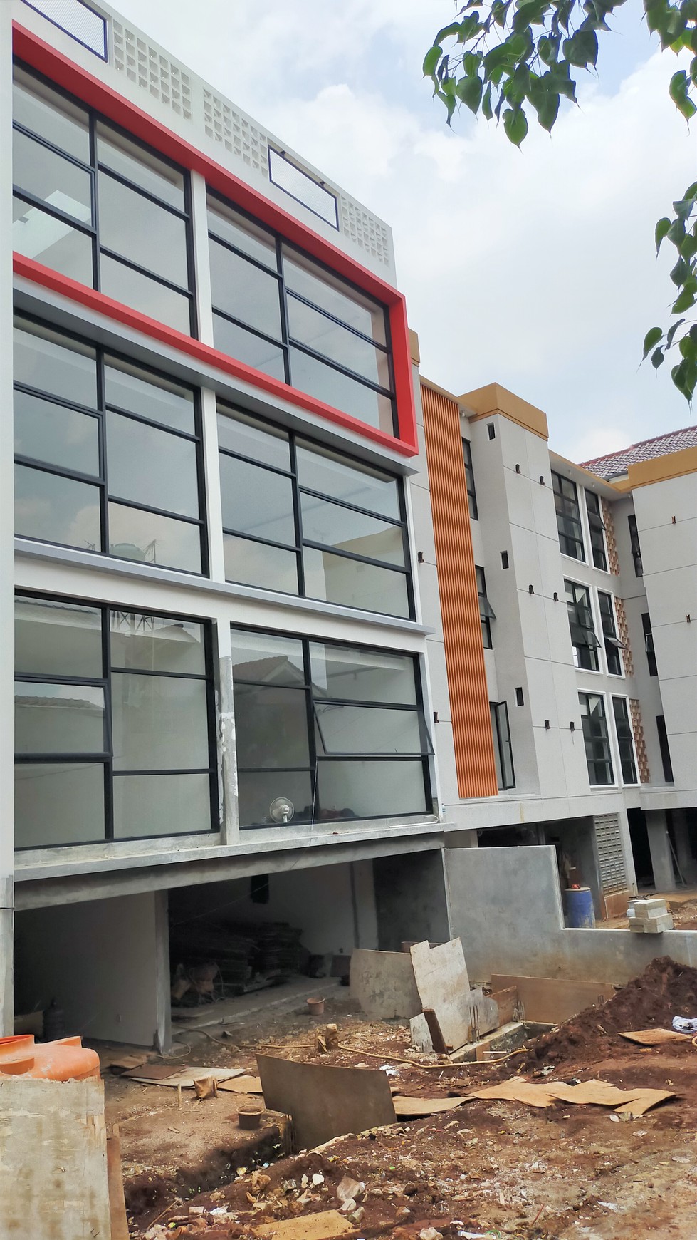 Ruko Baru 5 Lantai Seberang Puskesmas Pasar Minggu