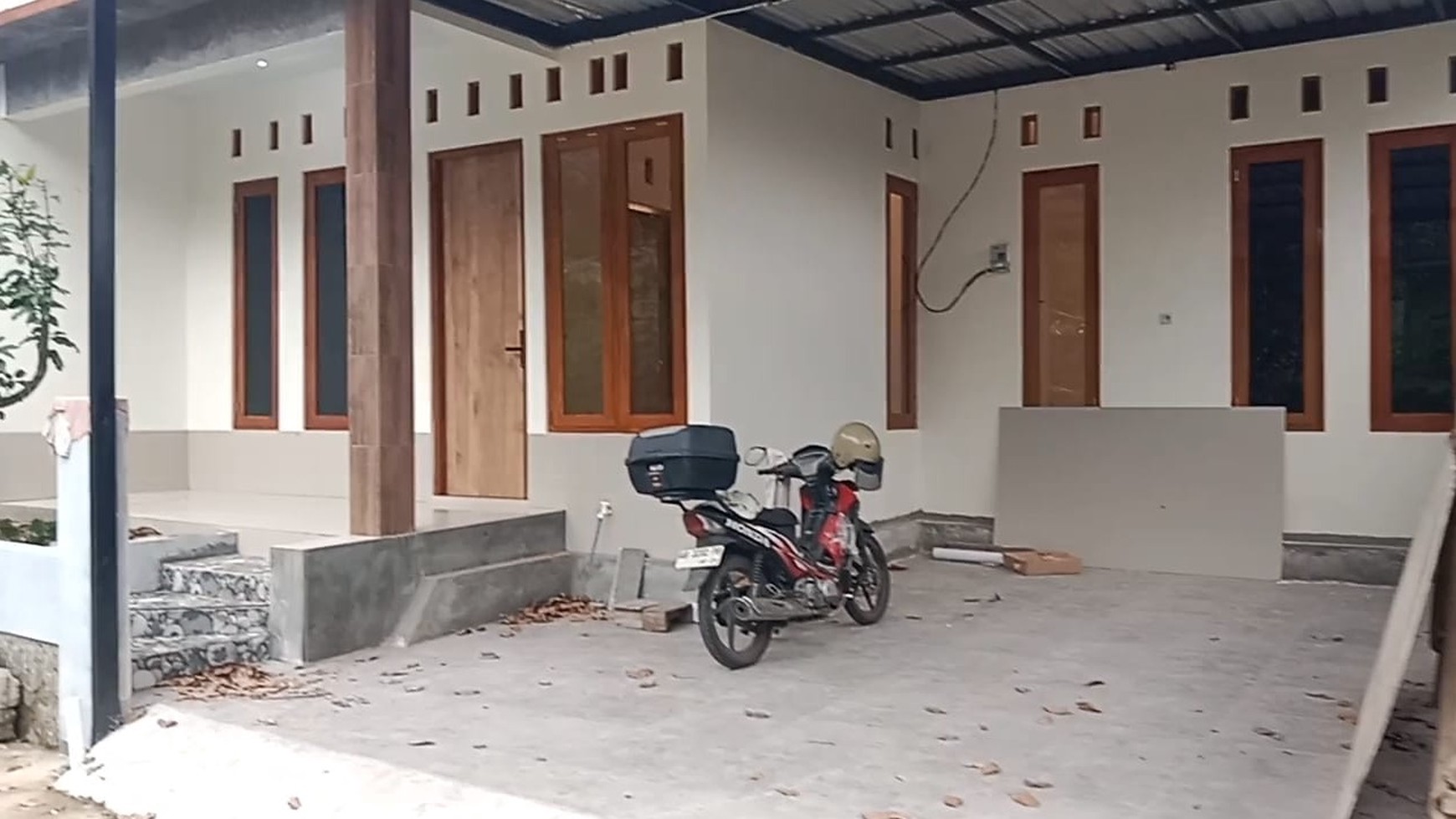 Rumah Dengan Lingkungan Asri Lokasi Dekat SMPN 3 Ngaglik Sleman