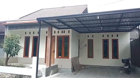 Rumah Dengan Lingkungan Asri Lokasi Dekat SMPN 3 Ngaglik Sleman