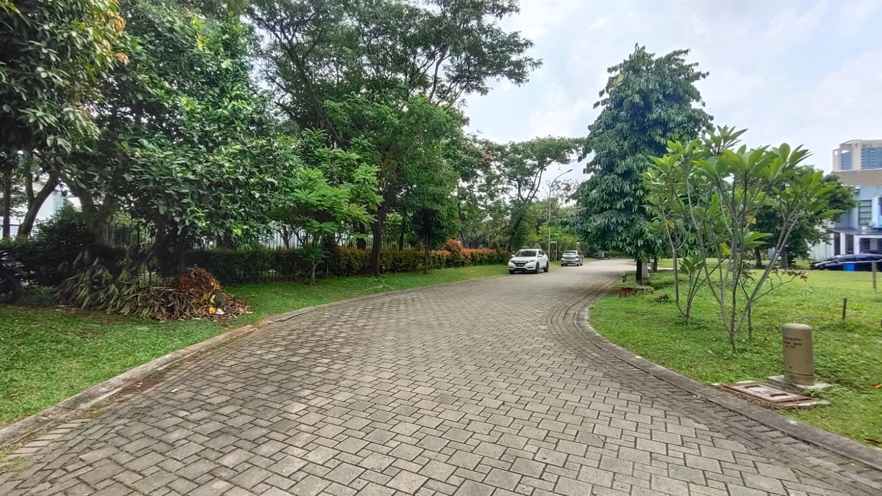 KAVLING FORESTA ALBERA BSD CITY, Dekat AEON Mall