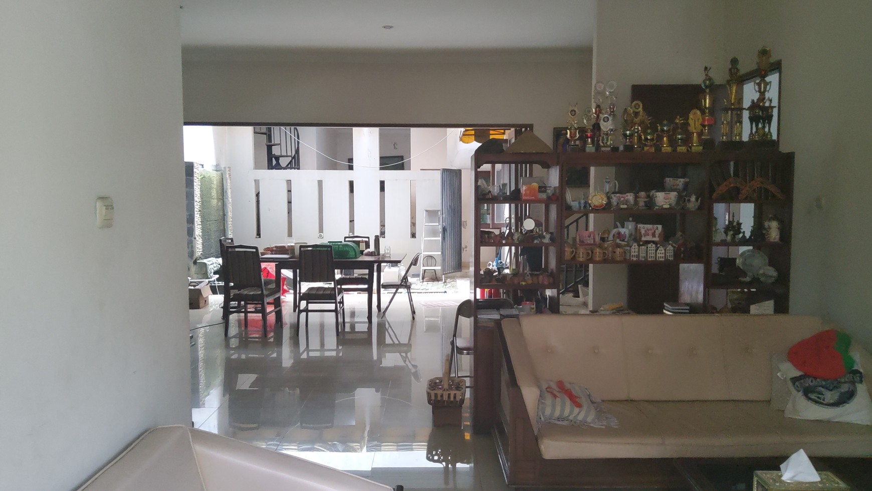 Rumah dan Kost daerah Setiabudi Lokasi Strategis dekat dengan Kuningan ( LRT ) & Menteng