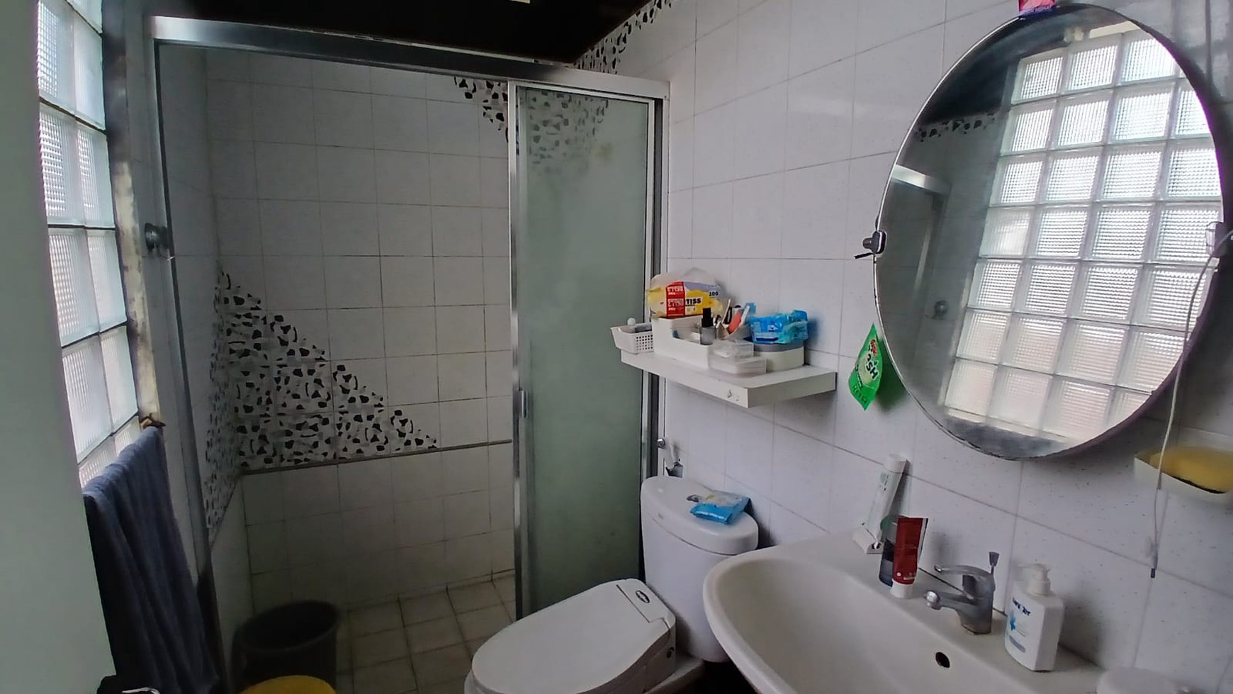 RUMAH Homy DiJUAL MURAH & JARANG ADA di Puri Cinere