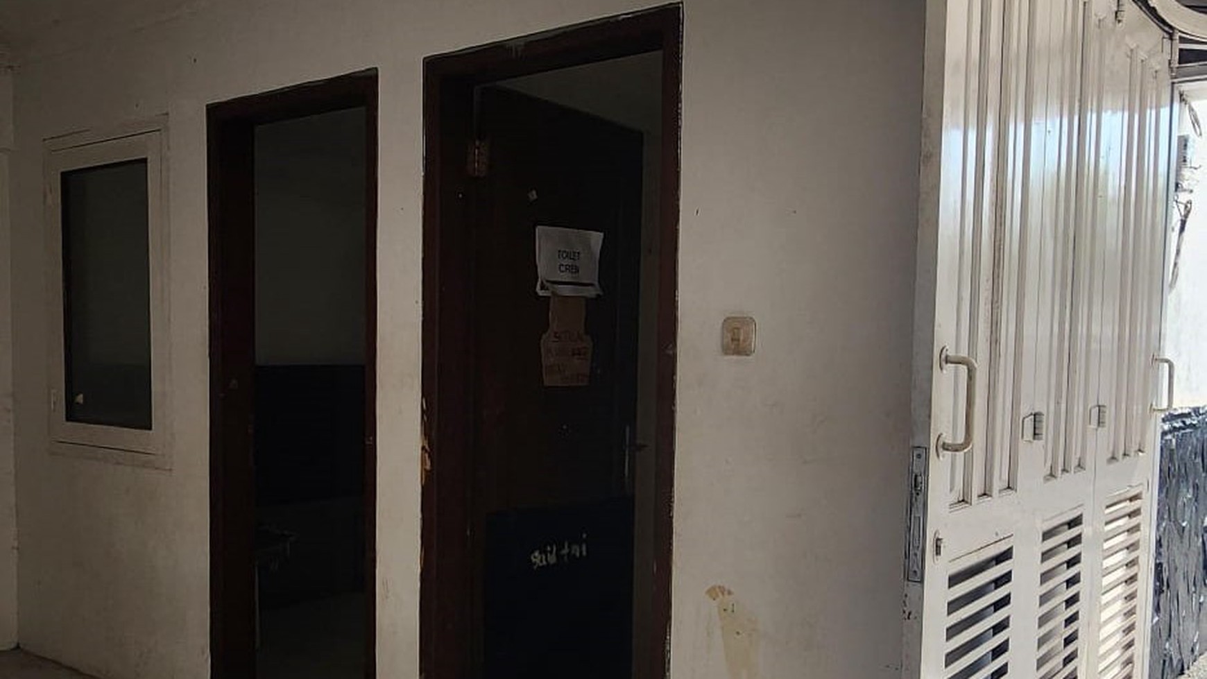 Rumah Bagus Luas Asri, Semi Furnished, Strategis Akses Toll, Taman Luas, Jl Benda Jagakarsa JakSel - Bonus : sebagai Usaha Sewa Rumah Shooting Film.