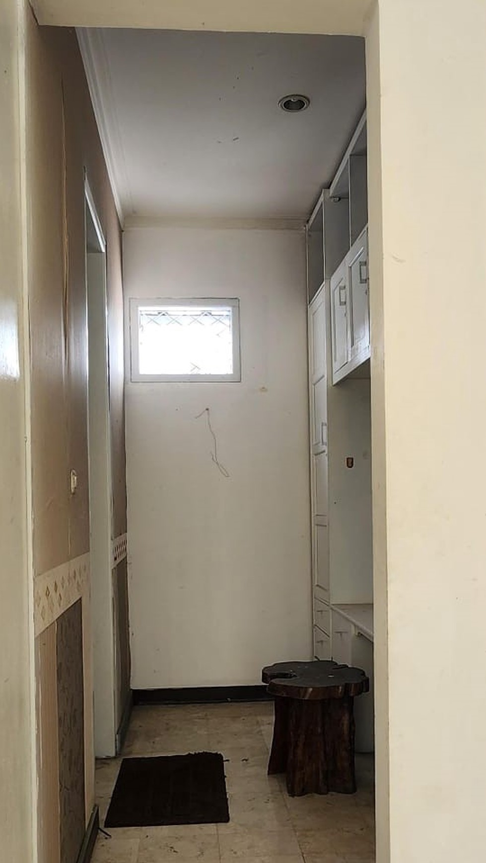 Rumah Bagus Luas Asri, Semi Furnished, Strategis Akses Toll, Taman Luas, Jl Benda Jagakarsa JakSel - Bonus : sebagai Usaha Sewa Rumah Shooting Film.