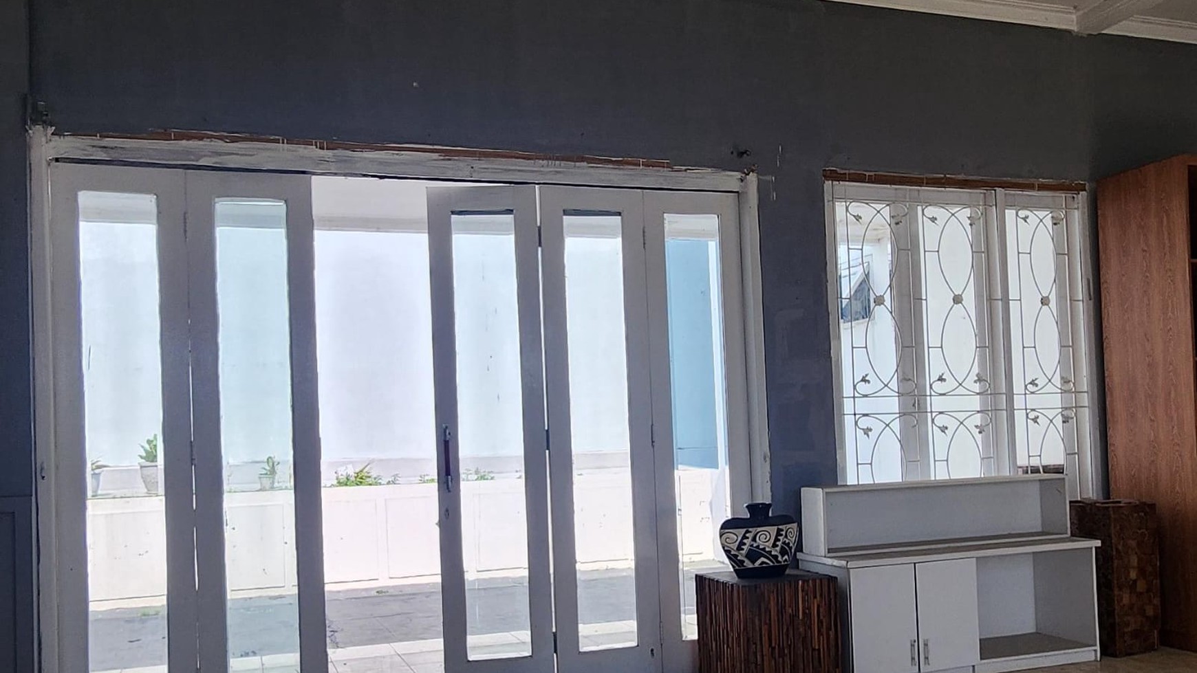Rumah Bagus Luas Asri, Semi Furnished, Strategis Akses Toll, Taman Luas, Jl Benda Jagakarsa JakSel - Bonus : sebagai Usaha Sewa Rumah Shooting Film.