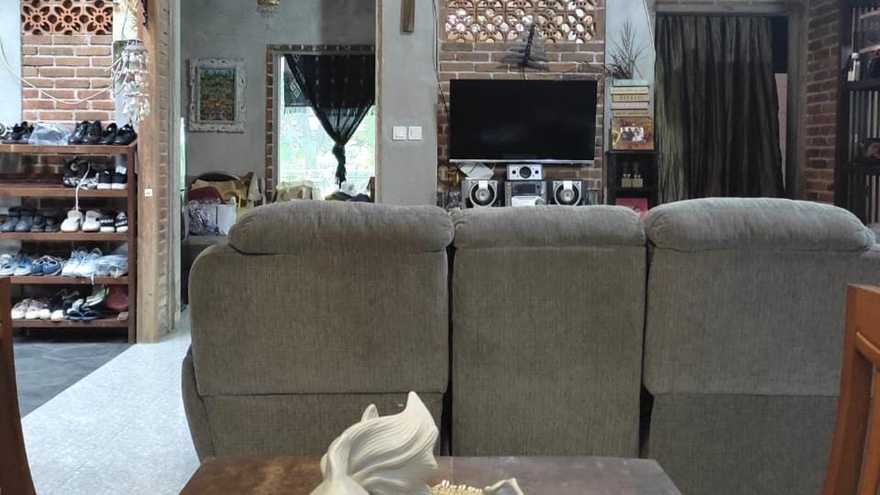 Jual Rumah Desain Minimalis CIRENDUE
