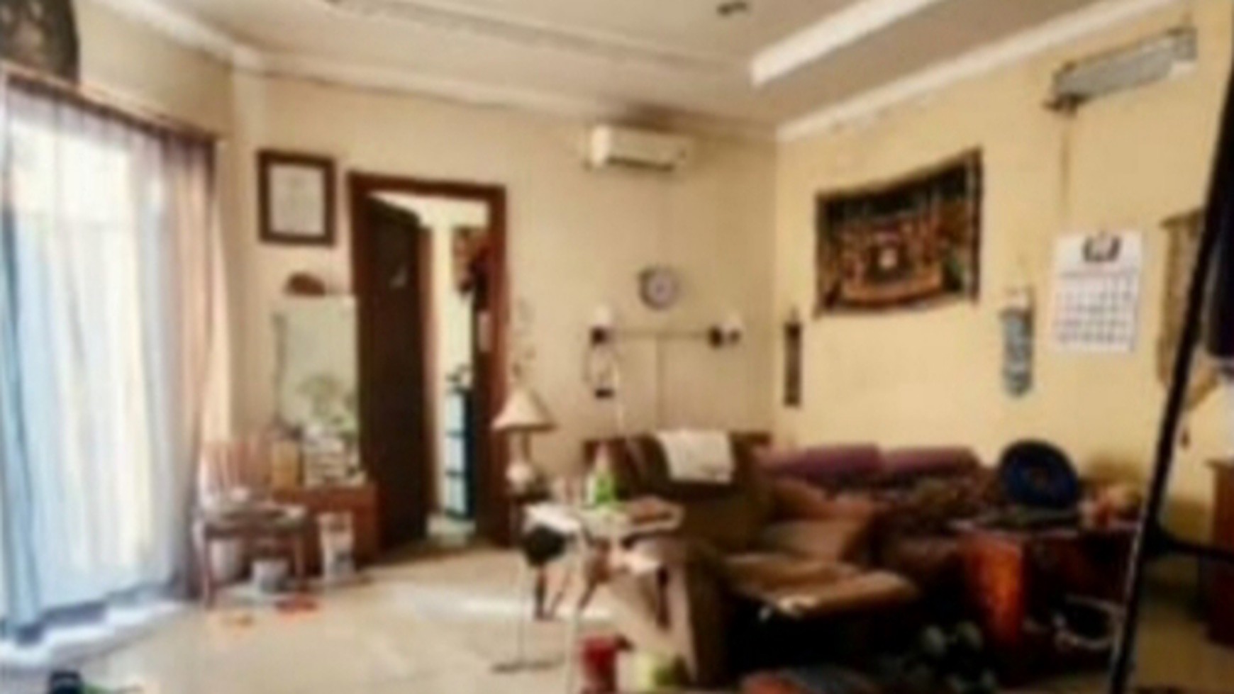 Rumah nyaman di jalan gandaria VIII dekat ke Gandaria City dan Mayestik.