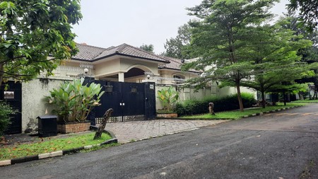 DIJUAL RUMAH CANTIK MODEL MEDITERANIAN HARGA KOMPETITIF, DI AREA EXCLUSIVE SELATAN JAKARTA.